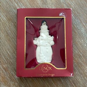 New In Box Lenox Snowman Ornament.  Box Has Wear As Shown In Pictures